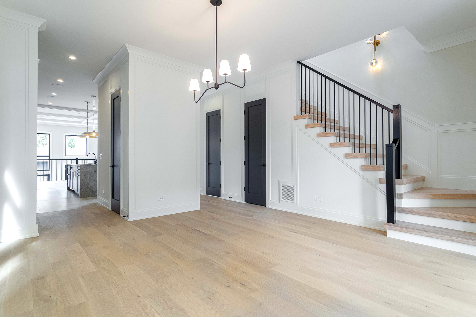 1716 W Berwyn Avenue