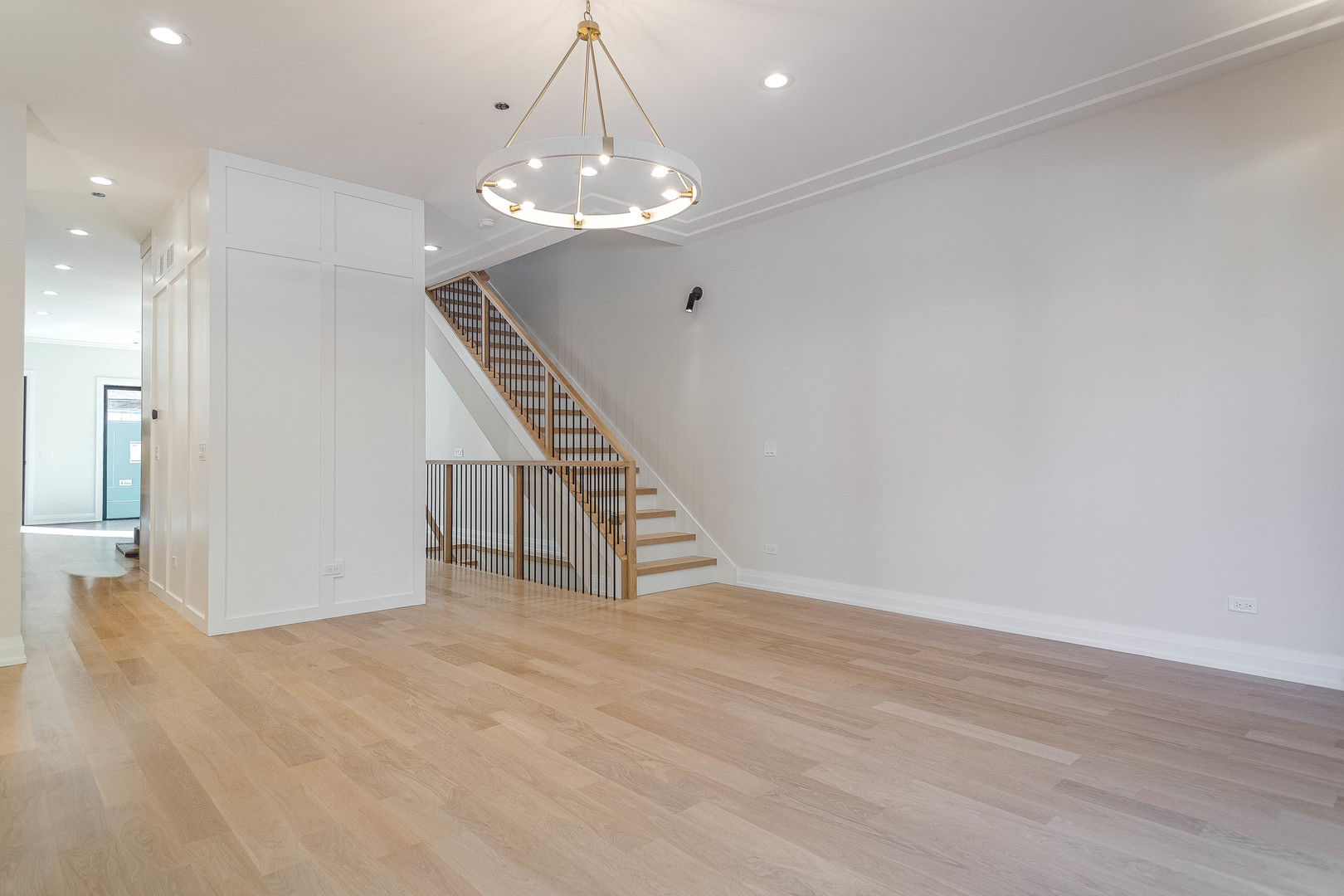 1625 W Julian Street