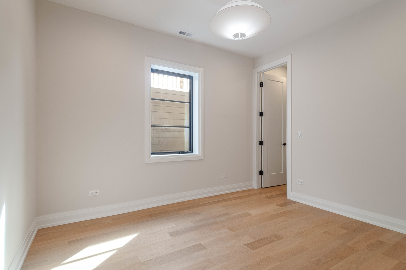 1625 W Julian Street