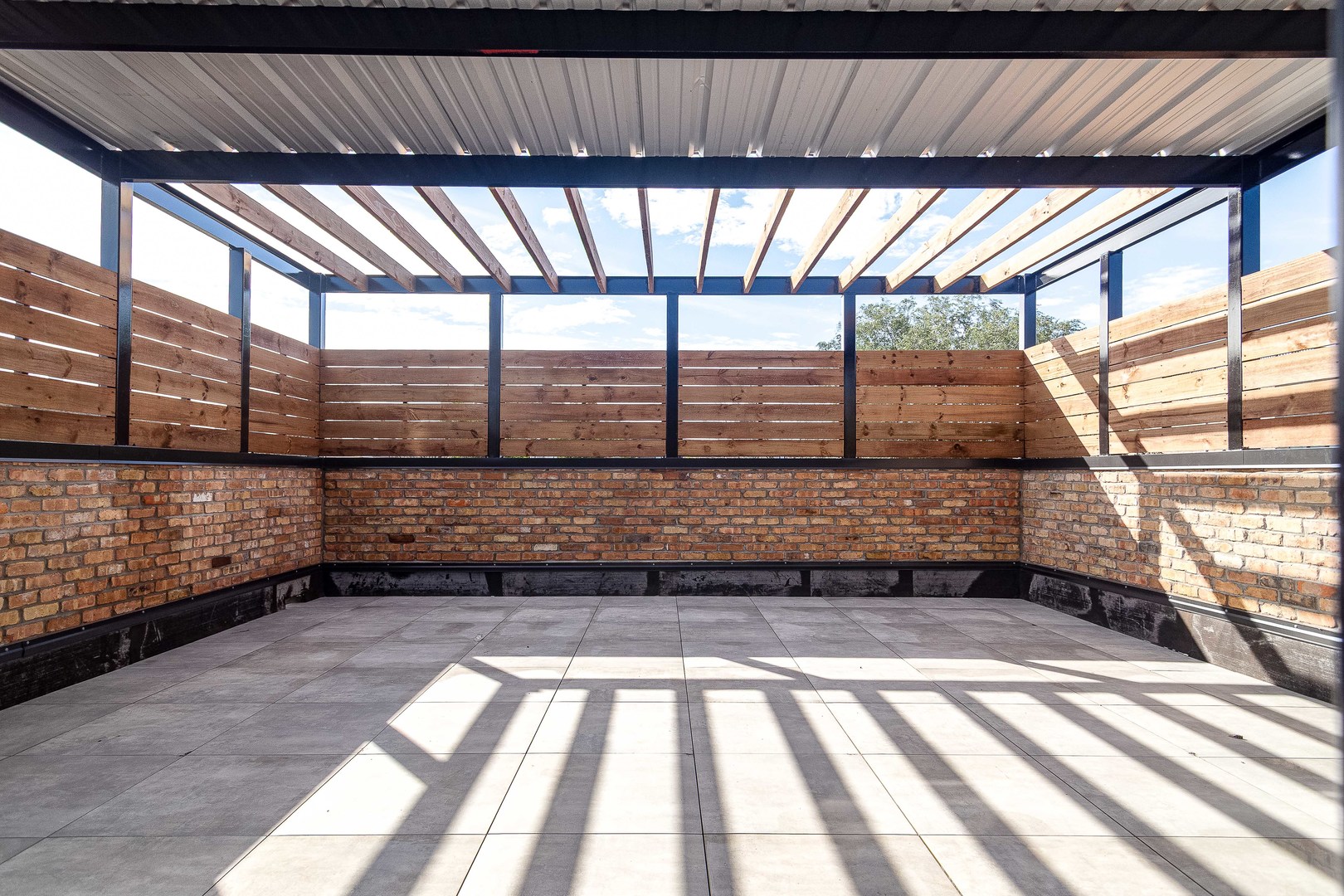 1625 W Julian Street
