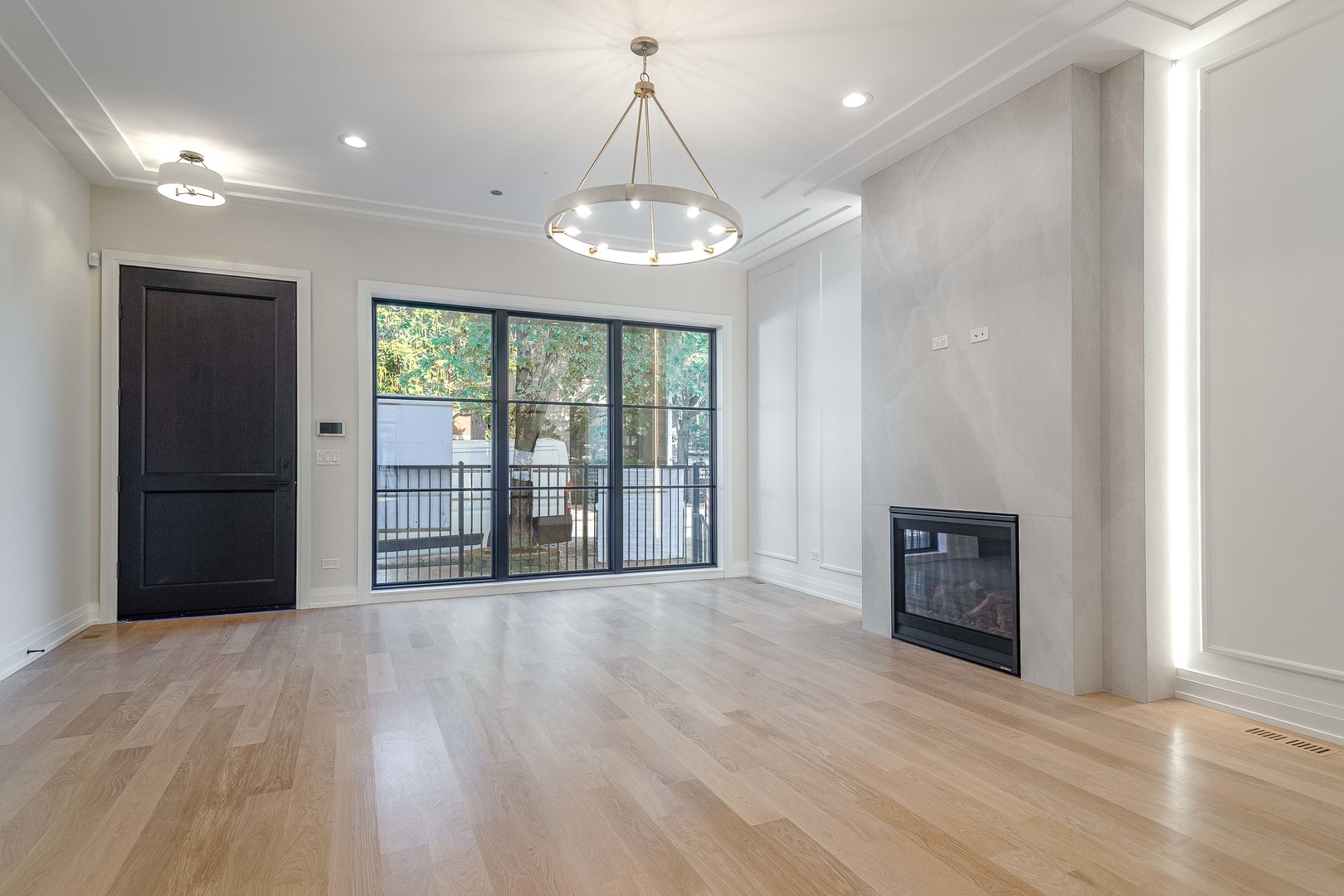 1625 W Julian Street