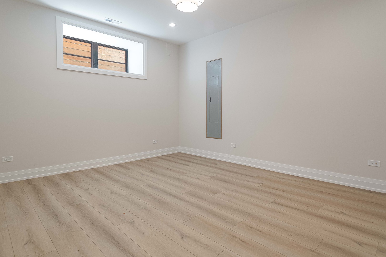 1625 W Julian Street