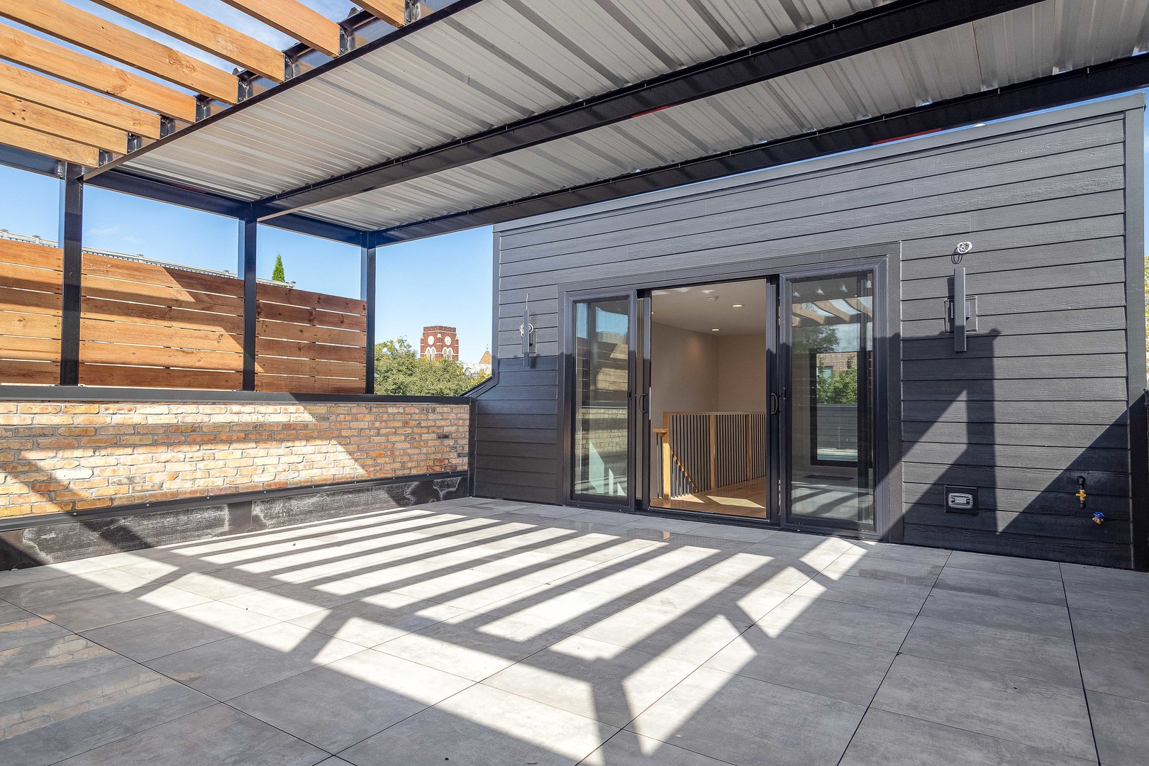 1625 W Julian Street