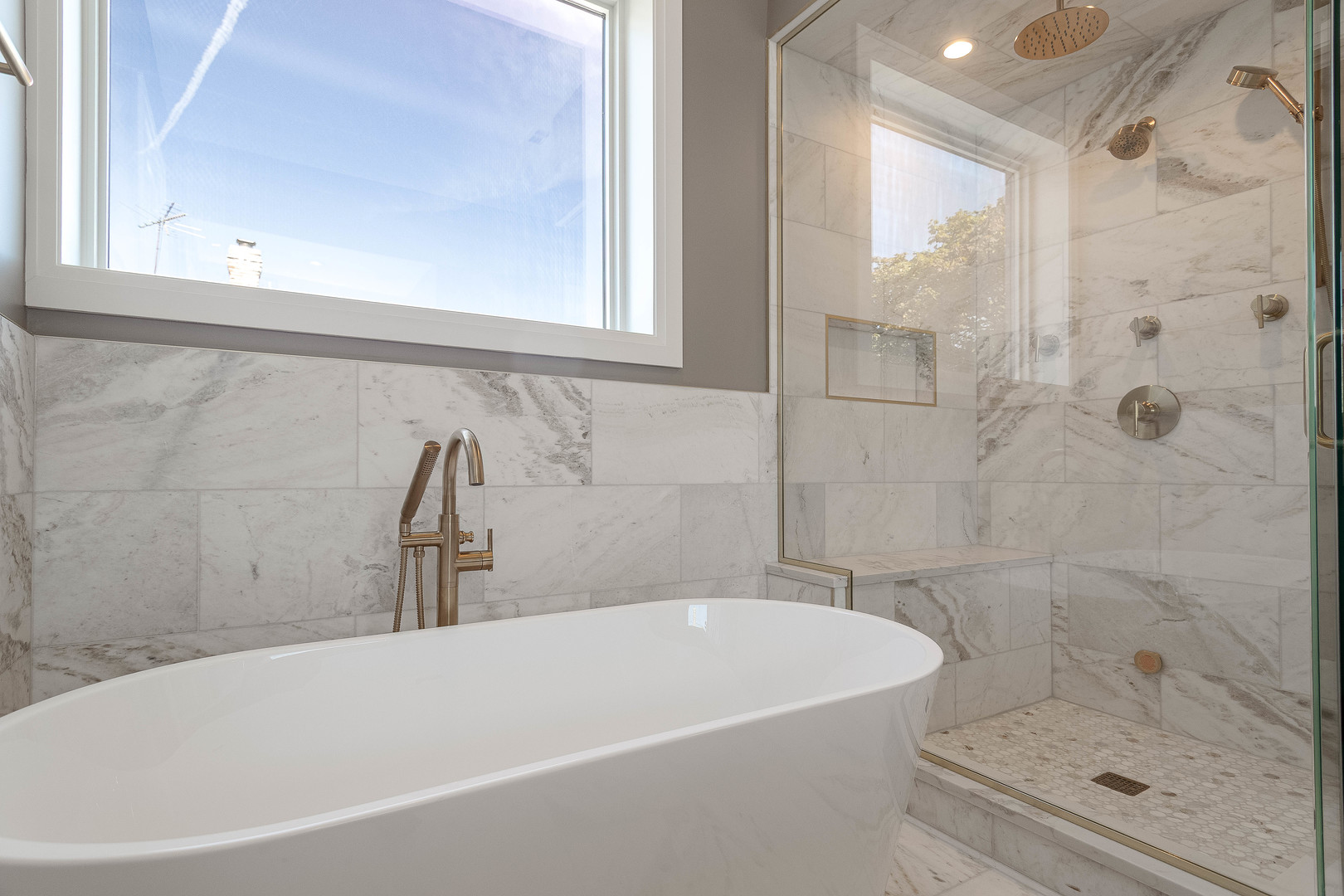 2743 N Seminary Avenue Unit: 2