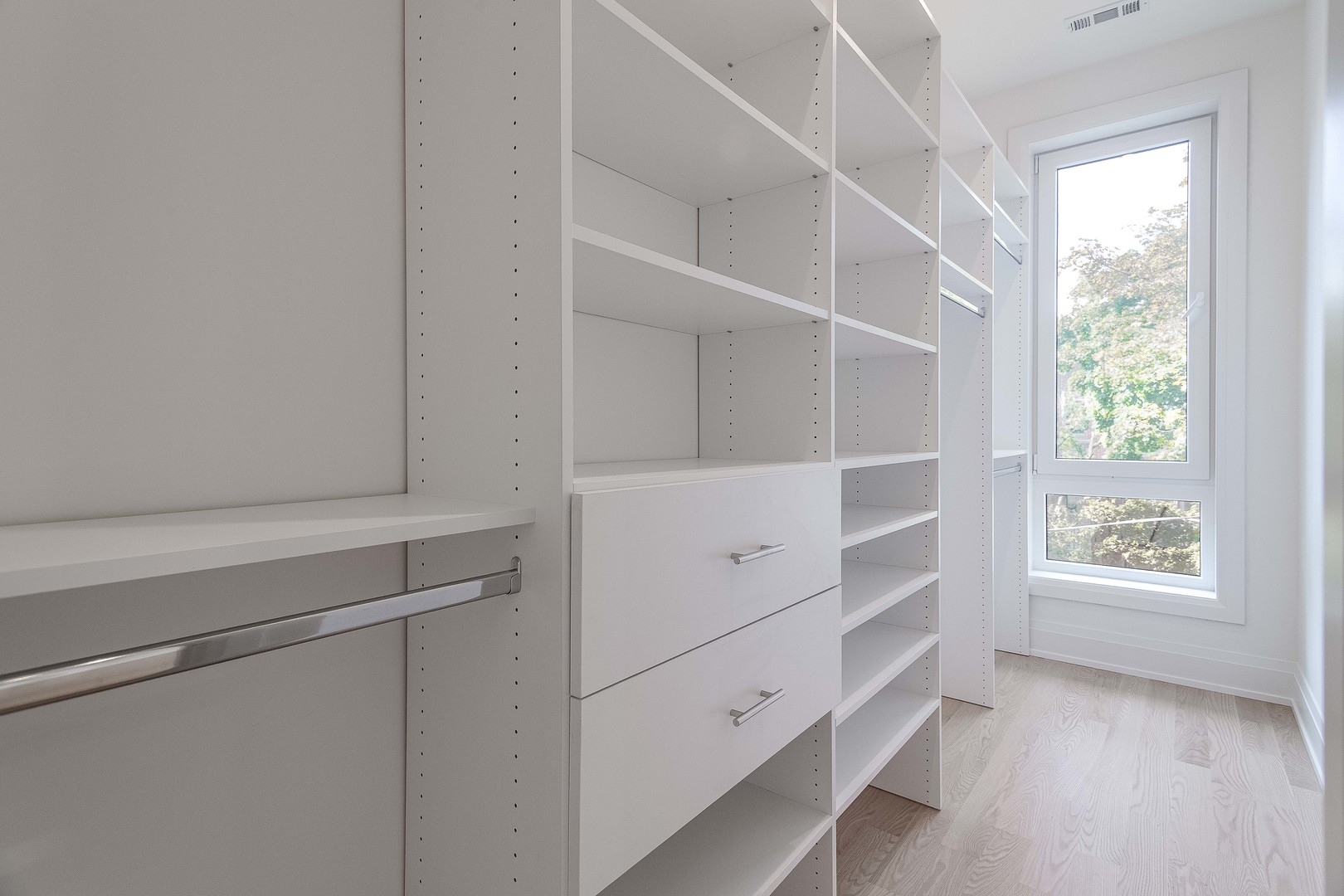 2743 N Seminary Avenue Unit: 2