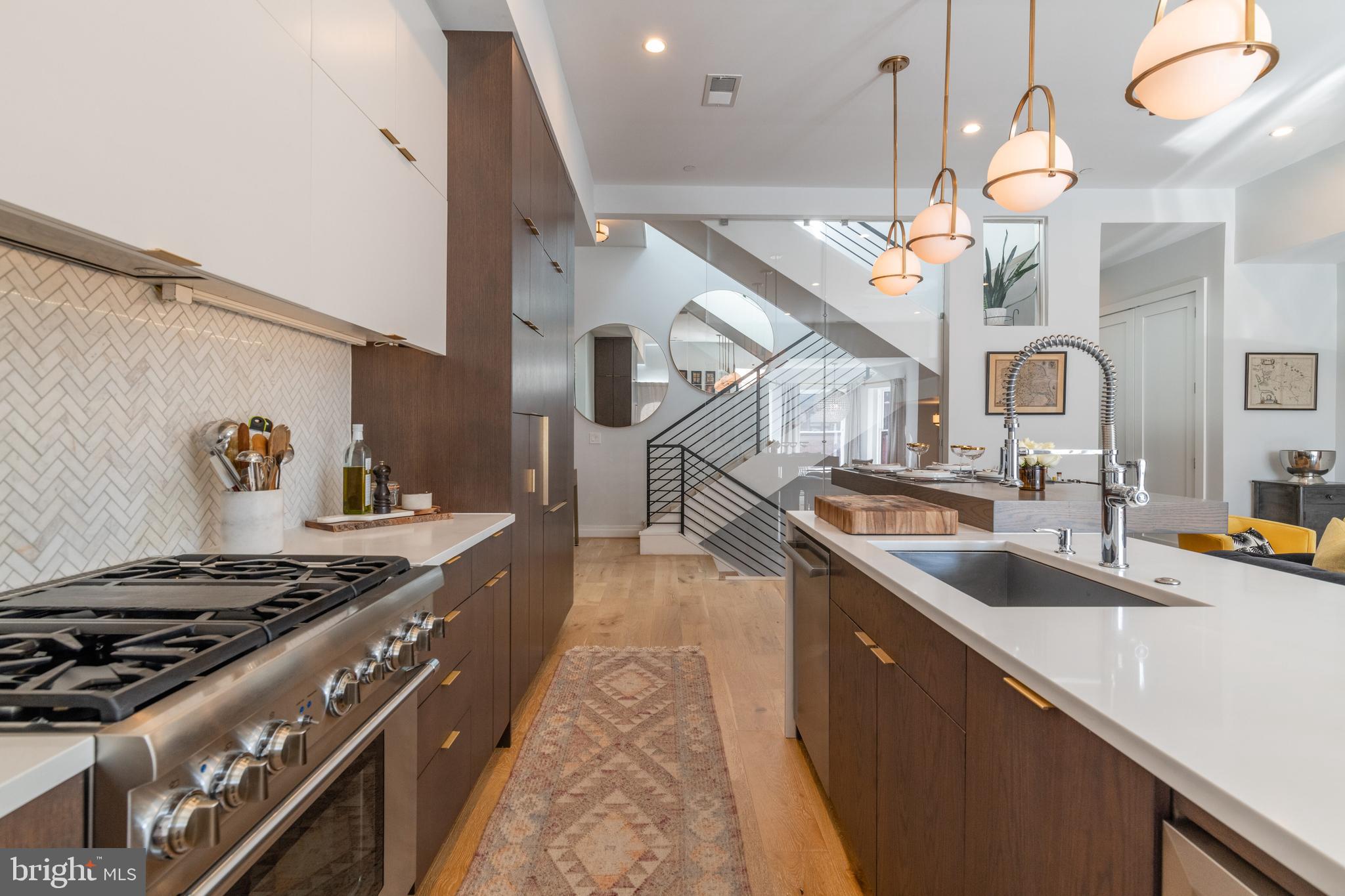 1713 S St NW #5