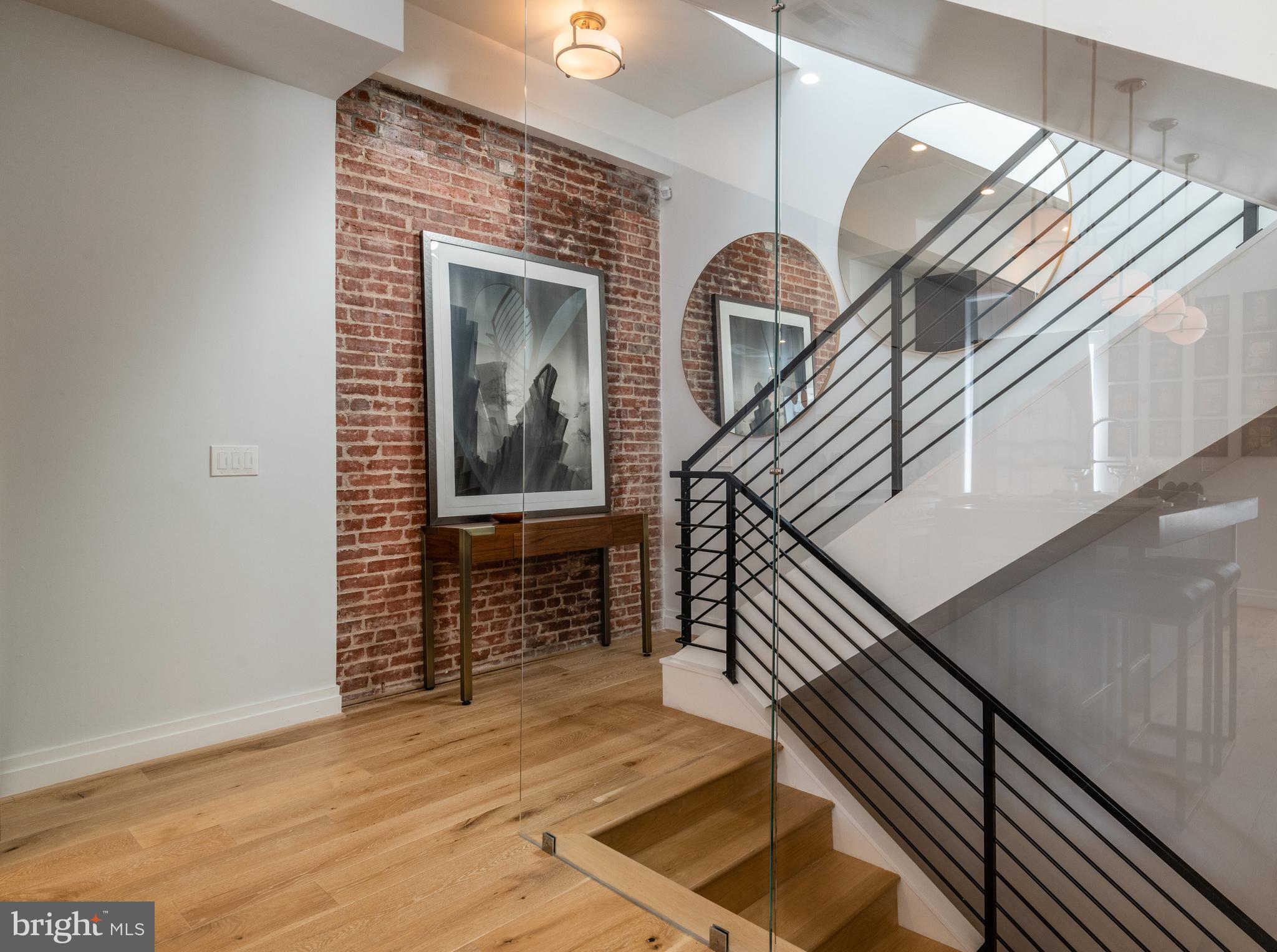 1713 S St NW #5
