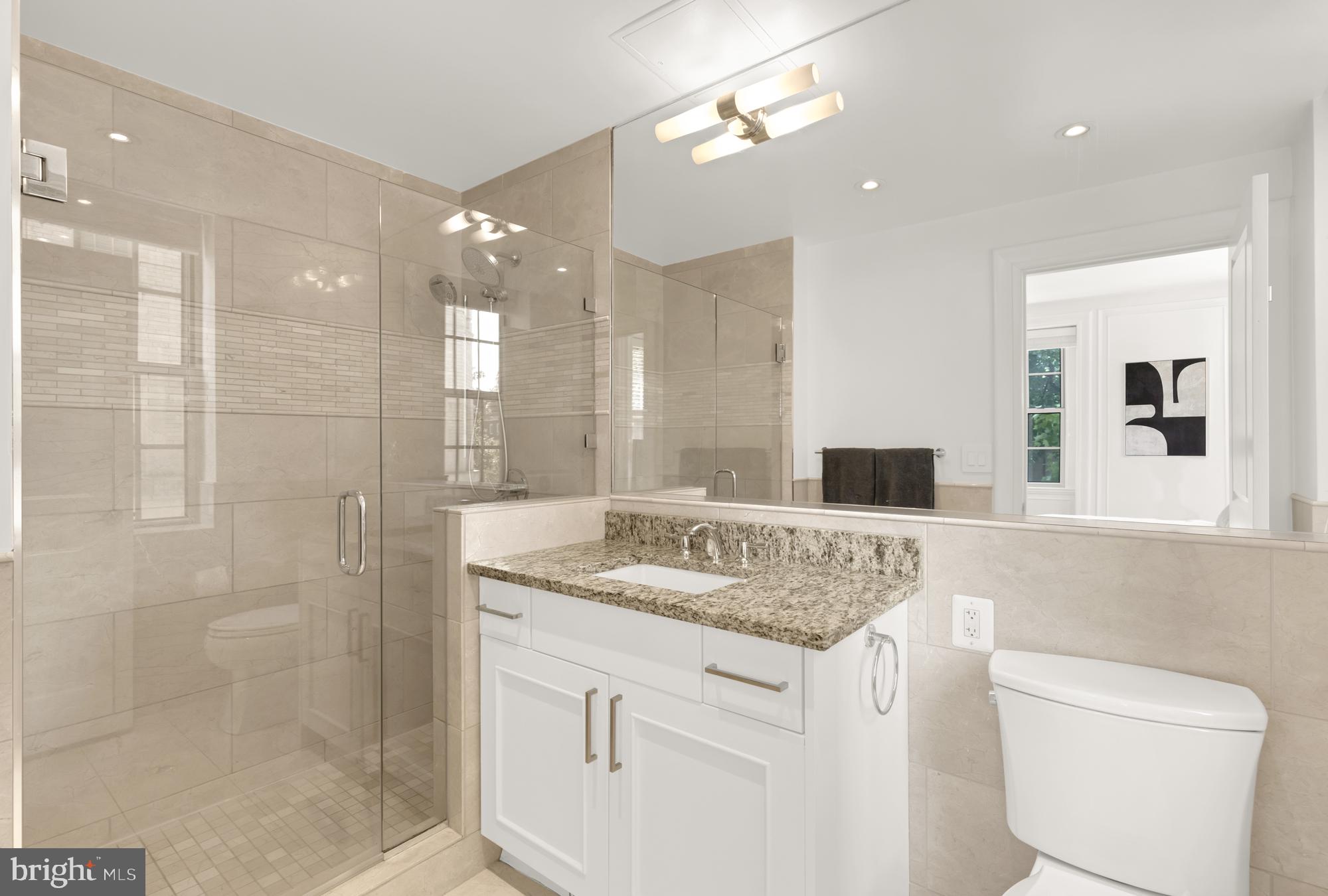 1801 16th St NW #205