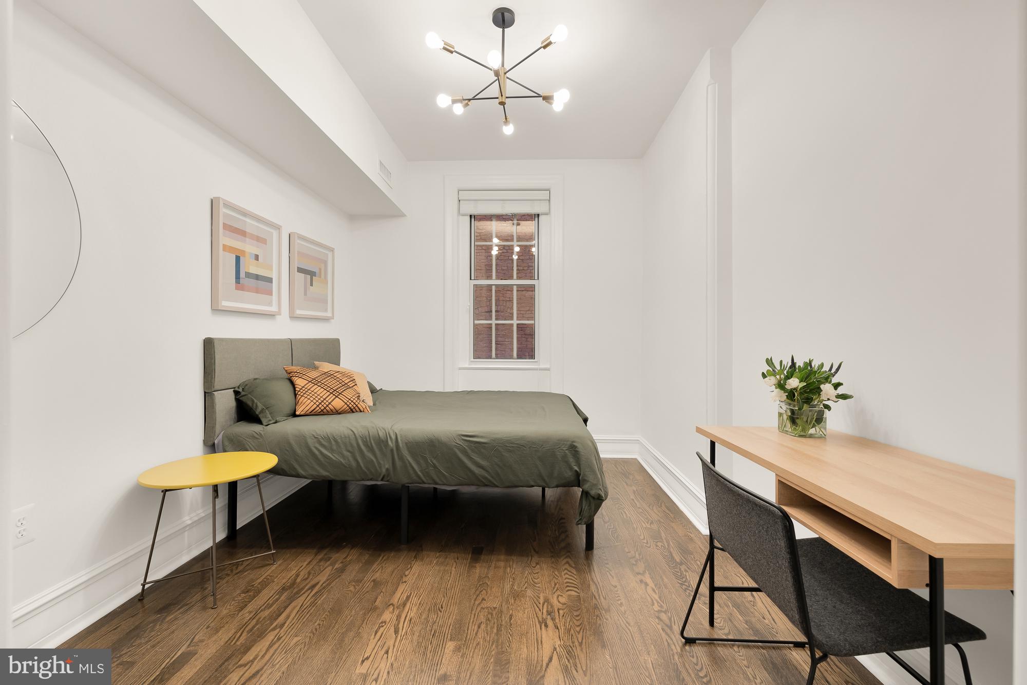 1801 16th St NW #205