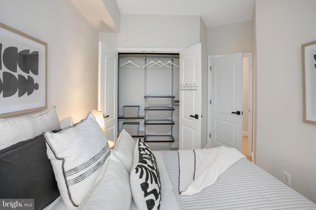 27 Logan Cir NW #5