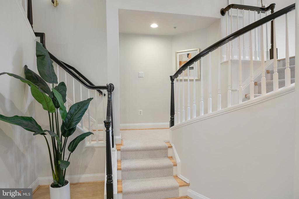 27 Logan Cir NW #5