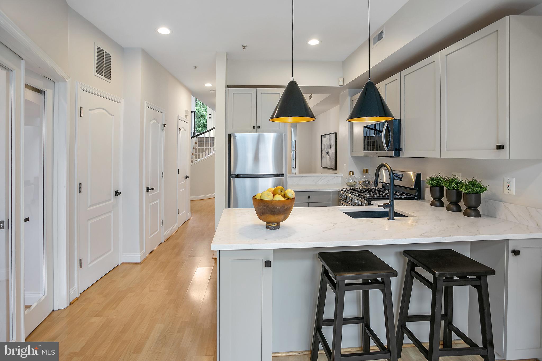 27 Logan Cir NW #5
