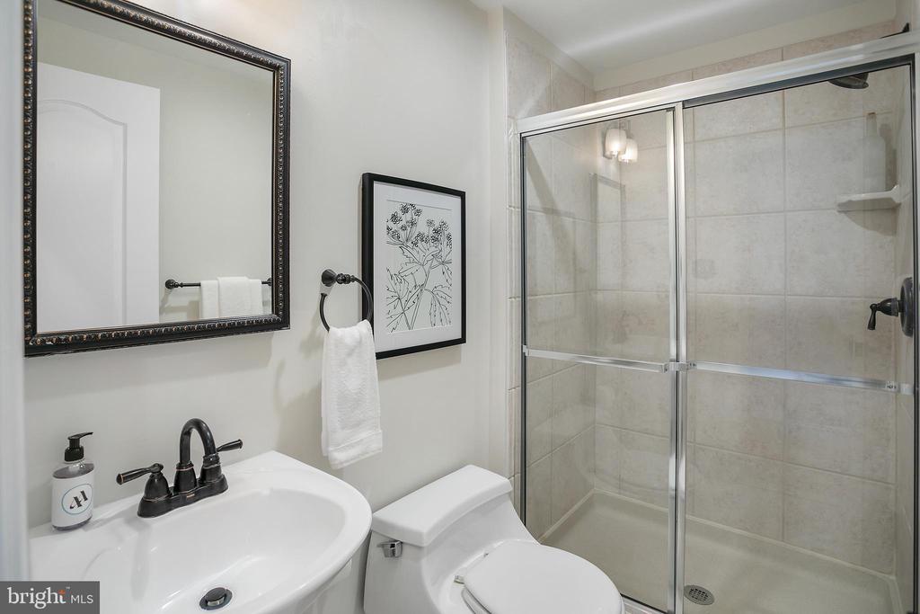 27 Logan Cir NW #5