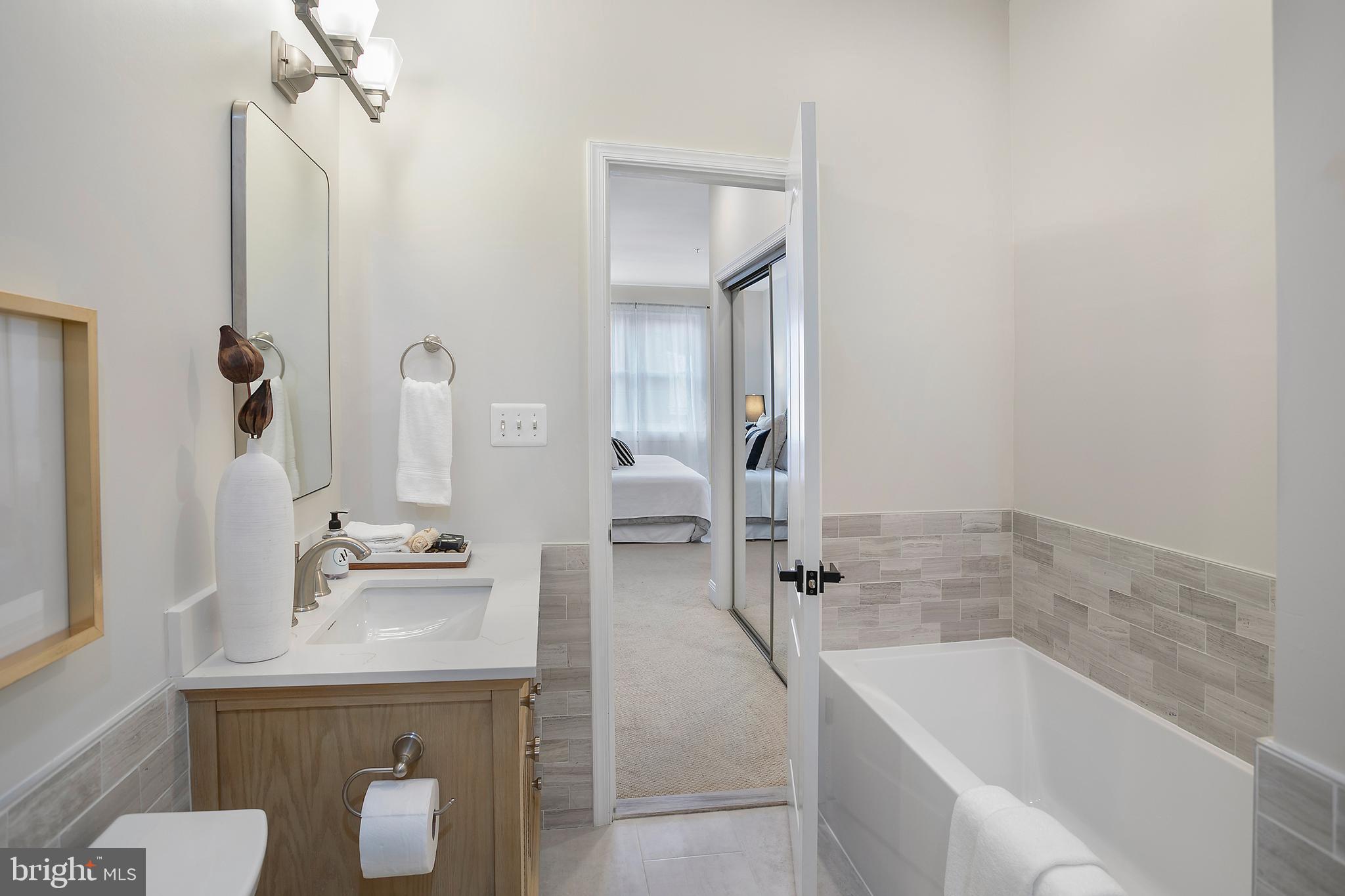 27 Logan Cir NW #5