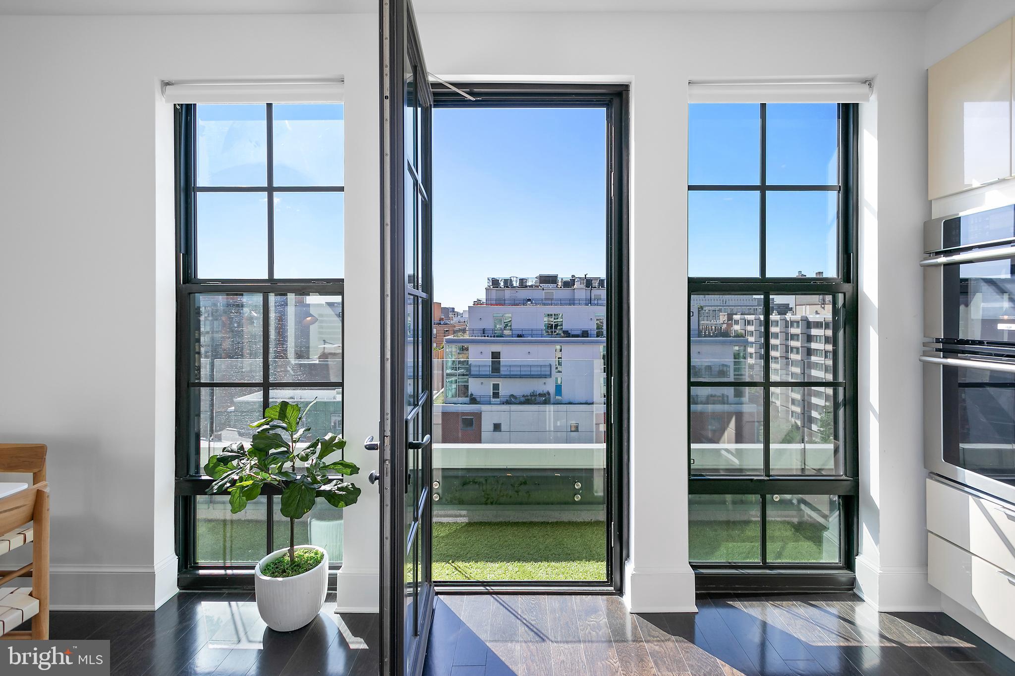 1011 M St NW #903