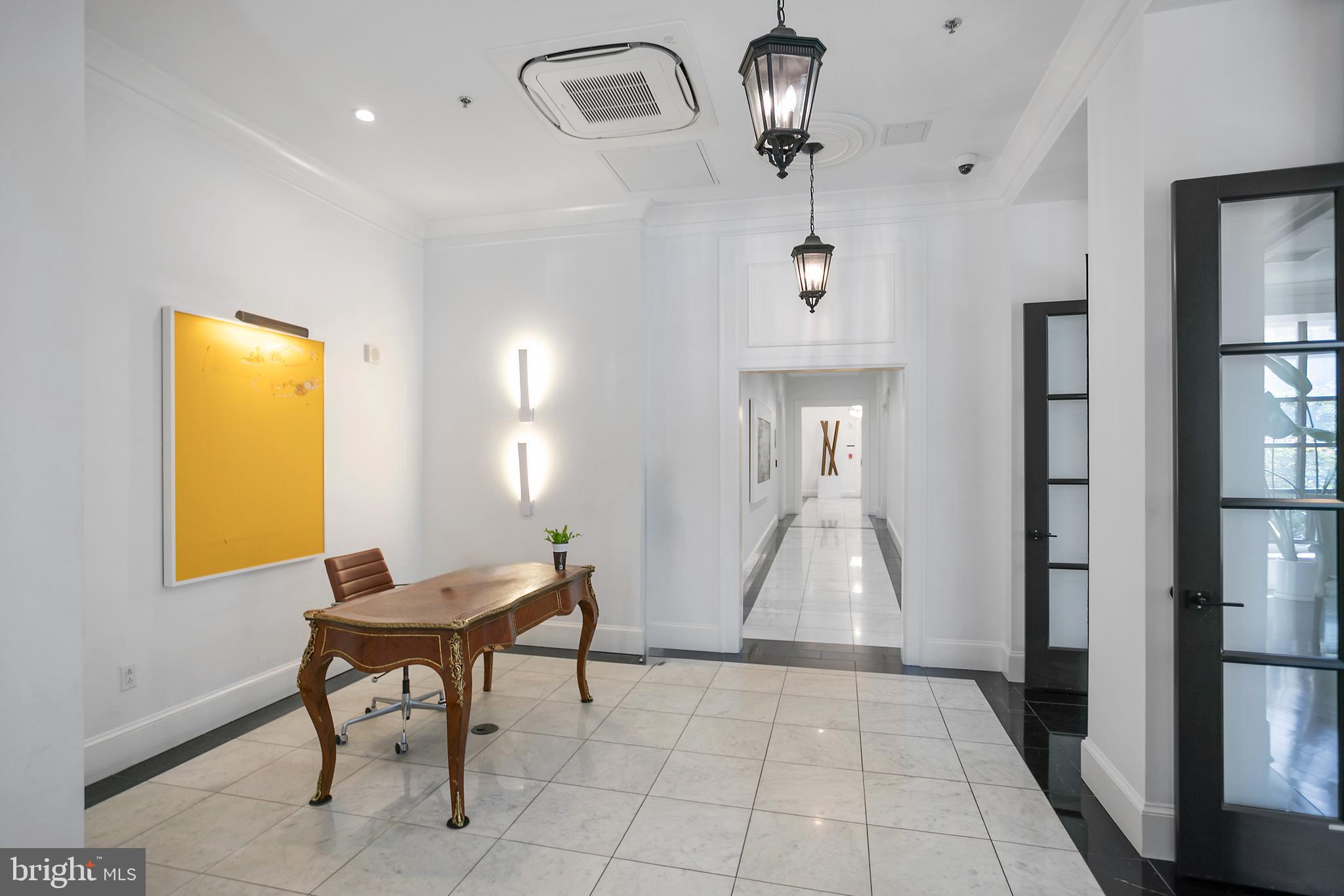 1011 M St NW #903