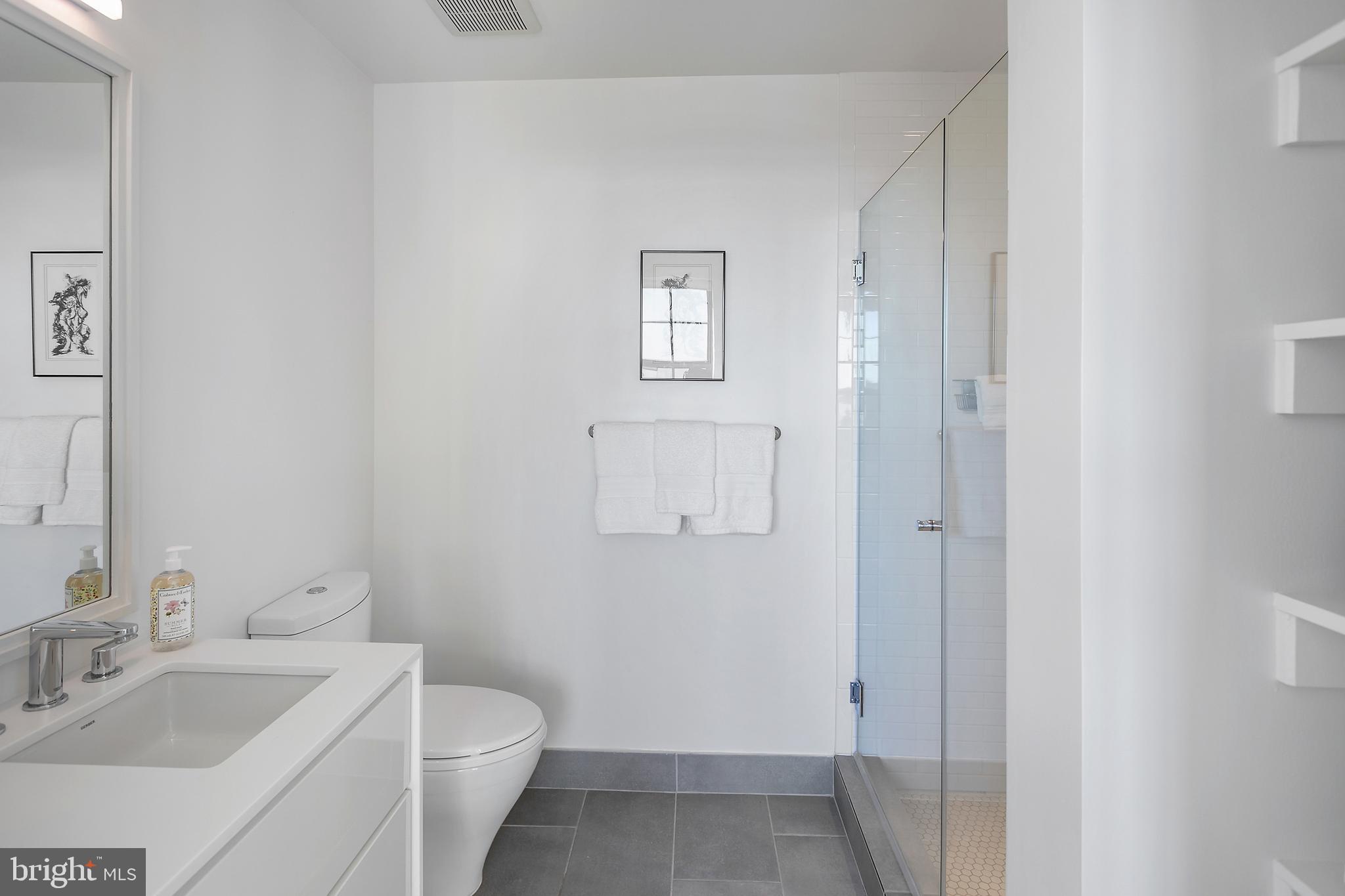 1011 M St NW #903