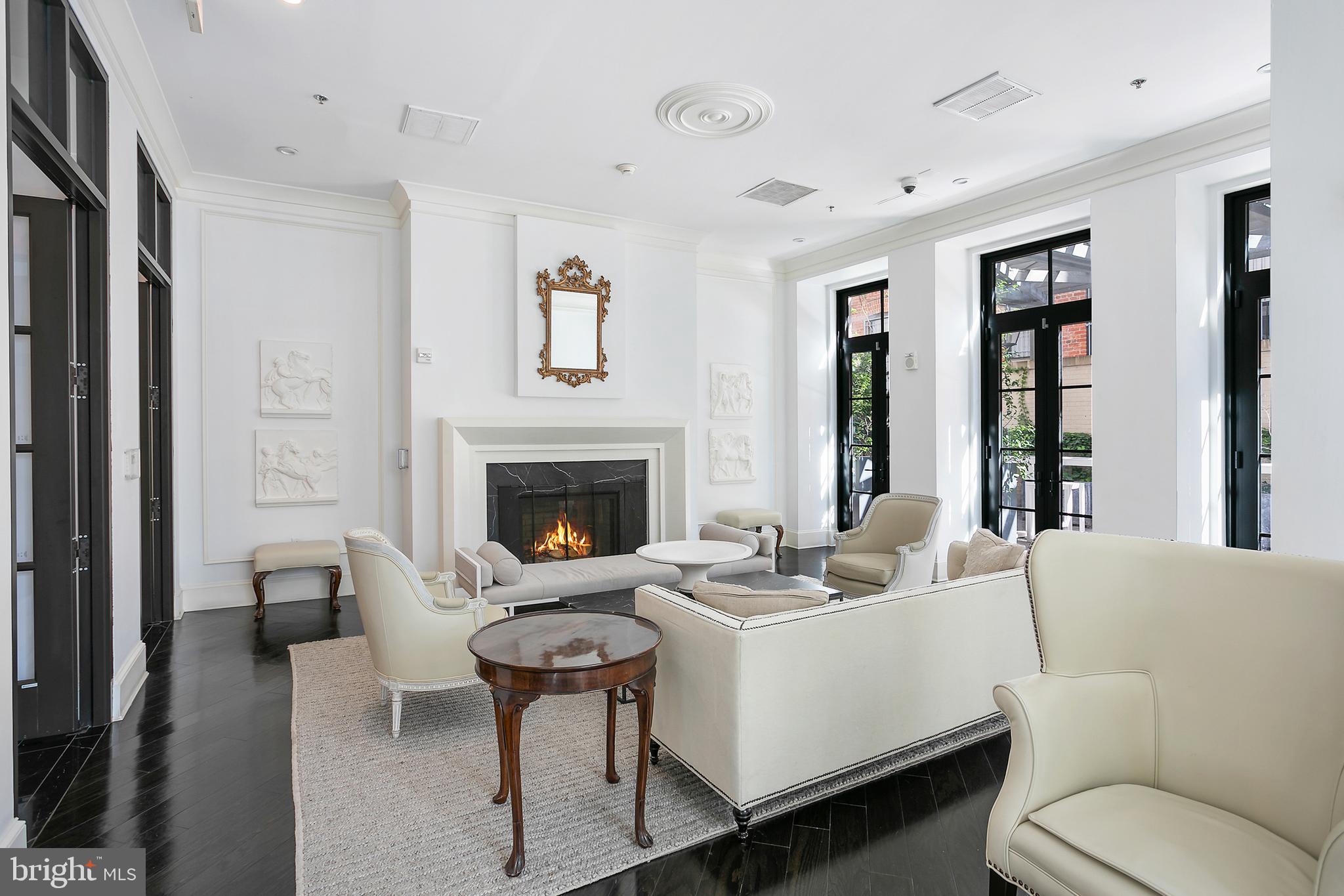 1011 M St NW #903