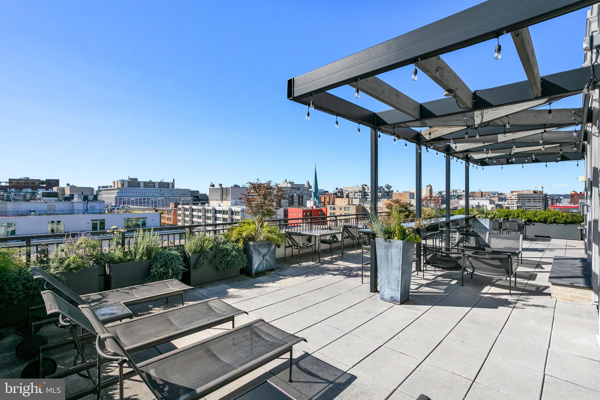 1011 M St NW #903