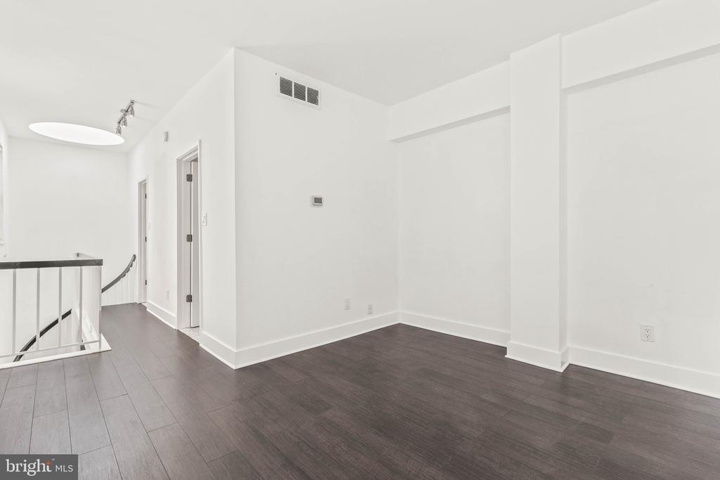 2114 N ST NW #34