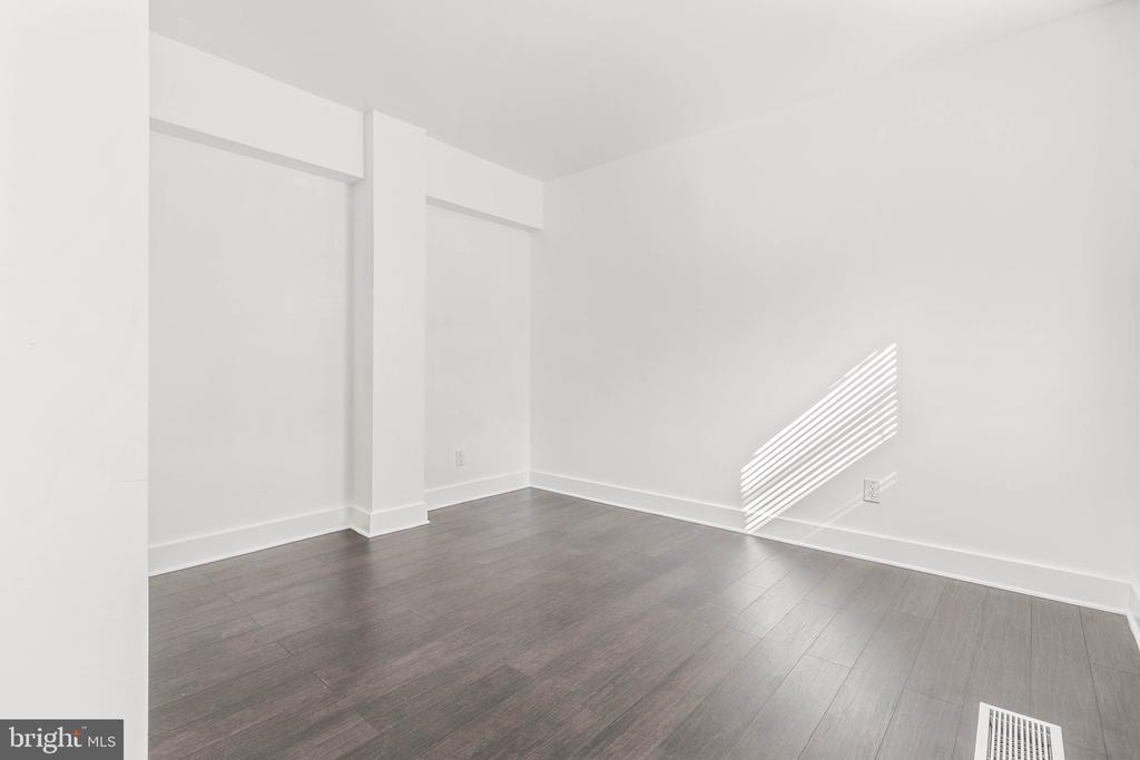 2114 N ST NW #34