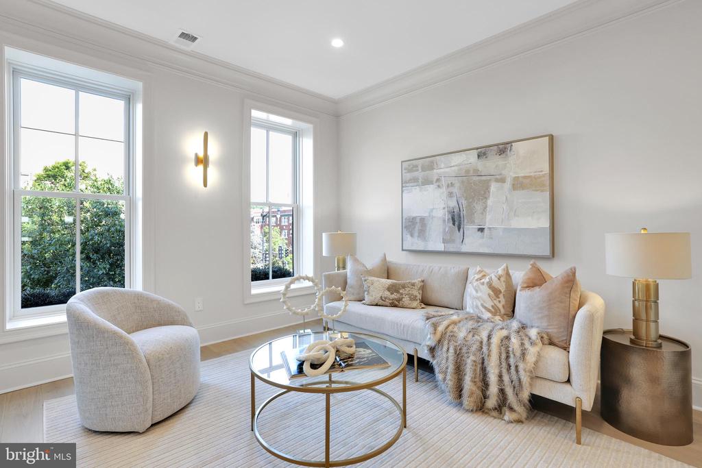 1335 11TH STREET NW 302