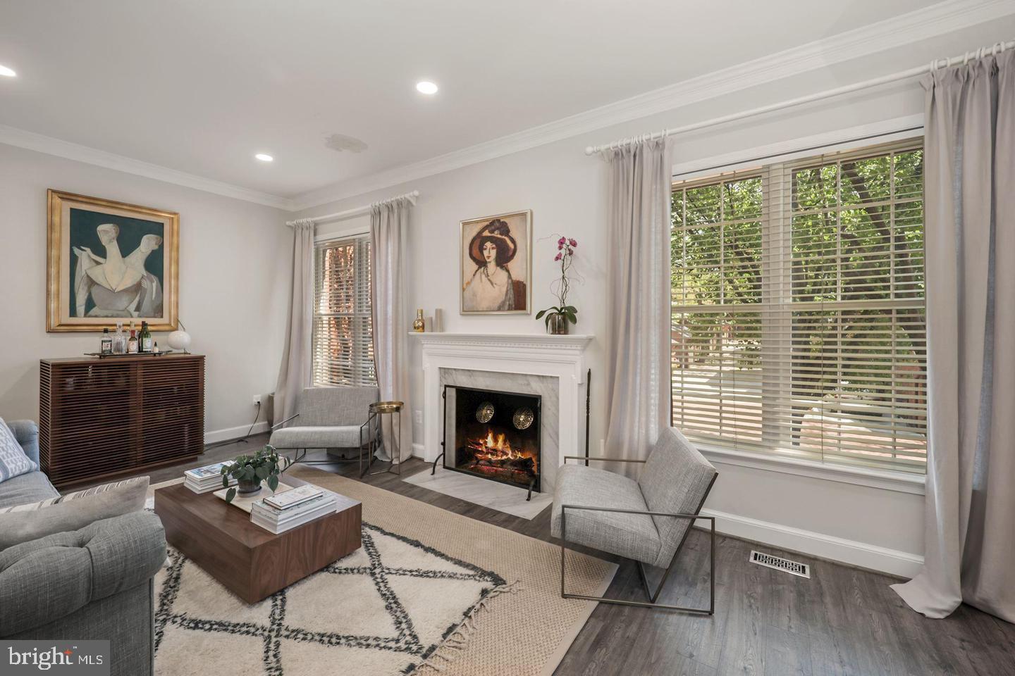 3713 WINFIELD LANE NW