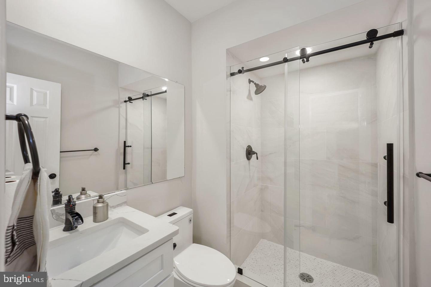 3713 WINFIELD LANE NW