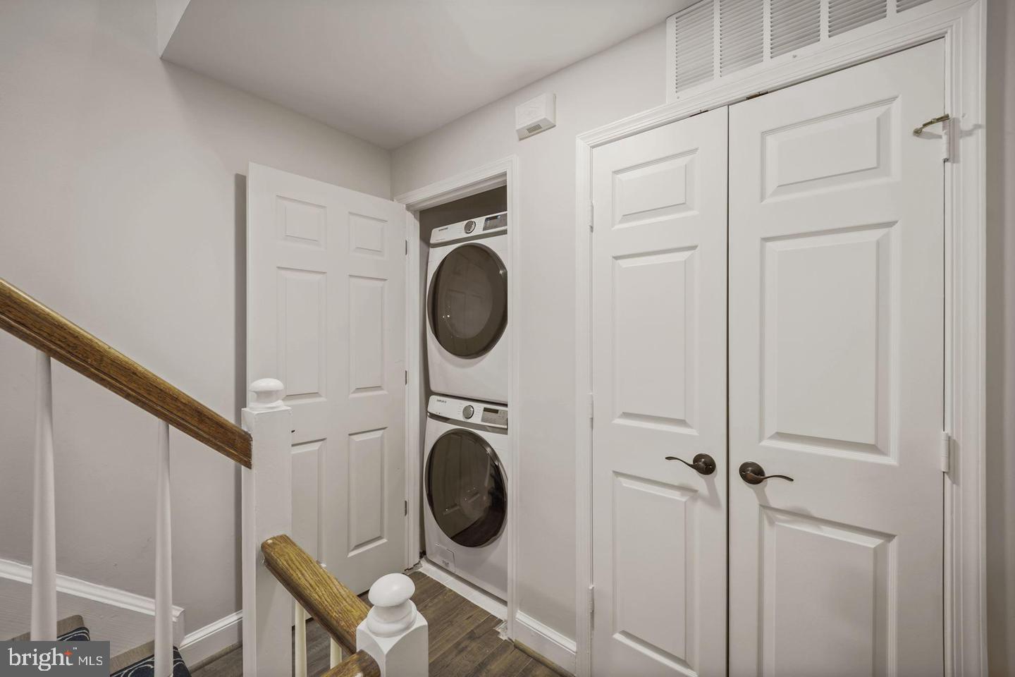 3713 WINFIELD LANE NW