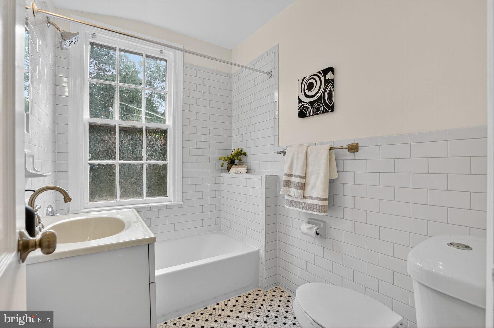 2736 ORDWAY STREET NW 3