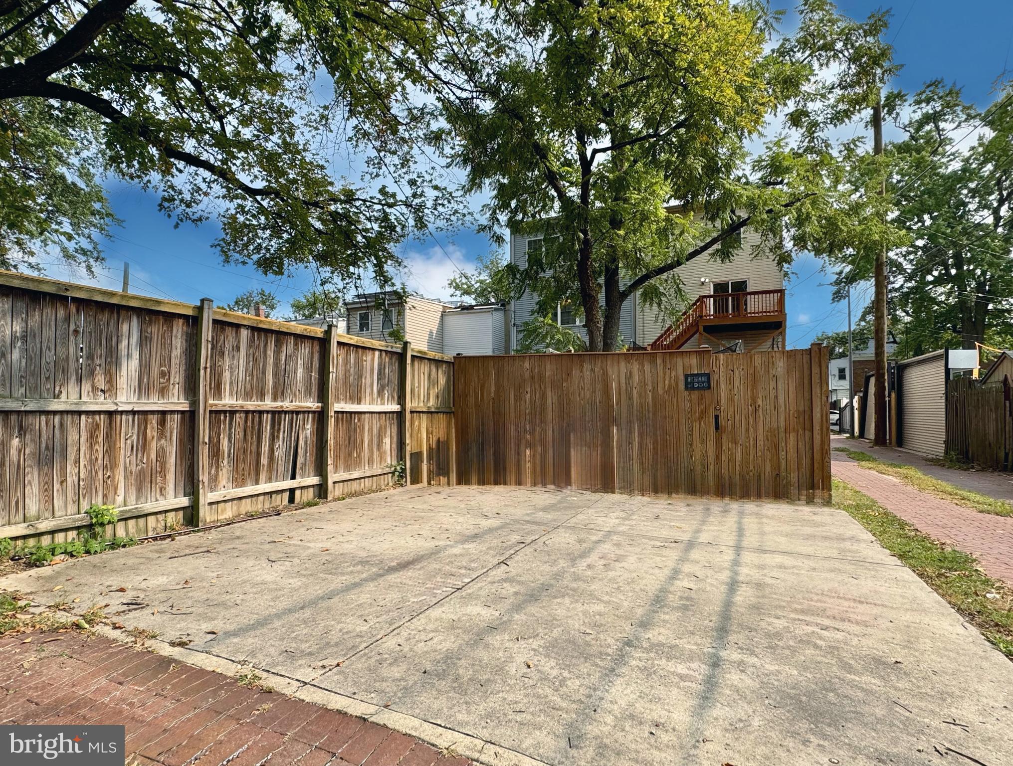 429 SHEPHERD STREET NW 1