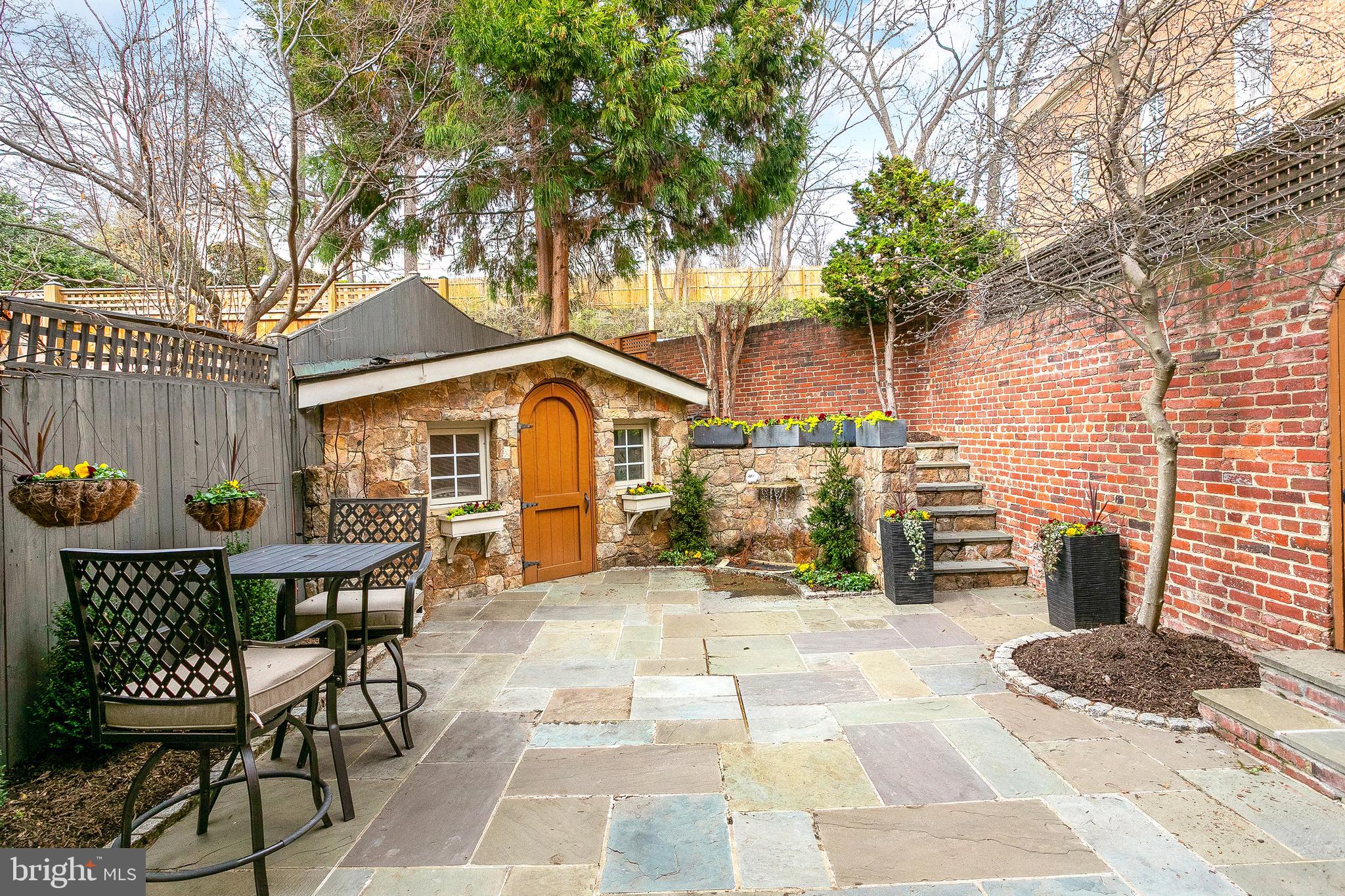 3323 RESERVOIR ROAD NW