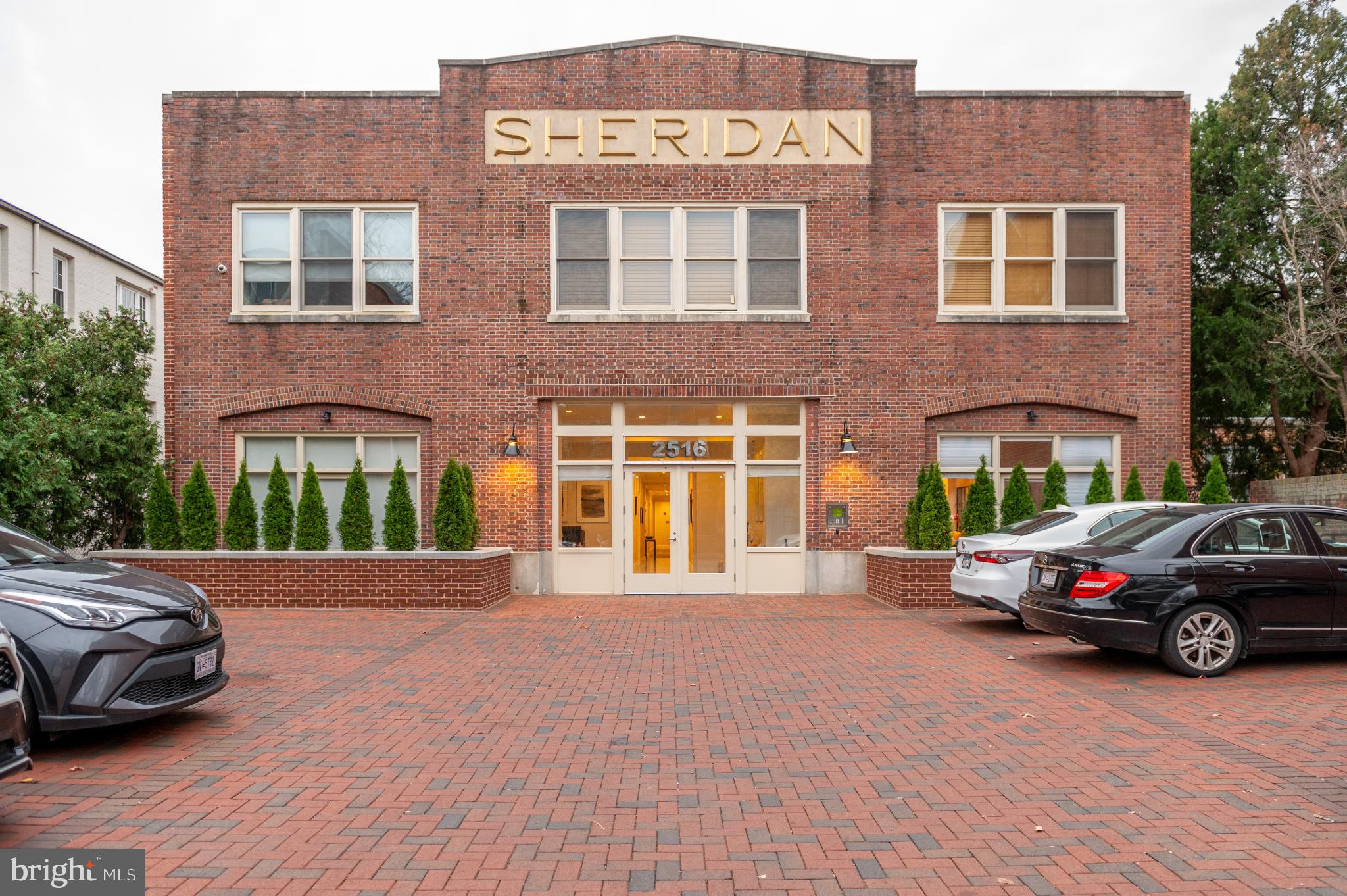 2516 Q STREET NW E201