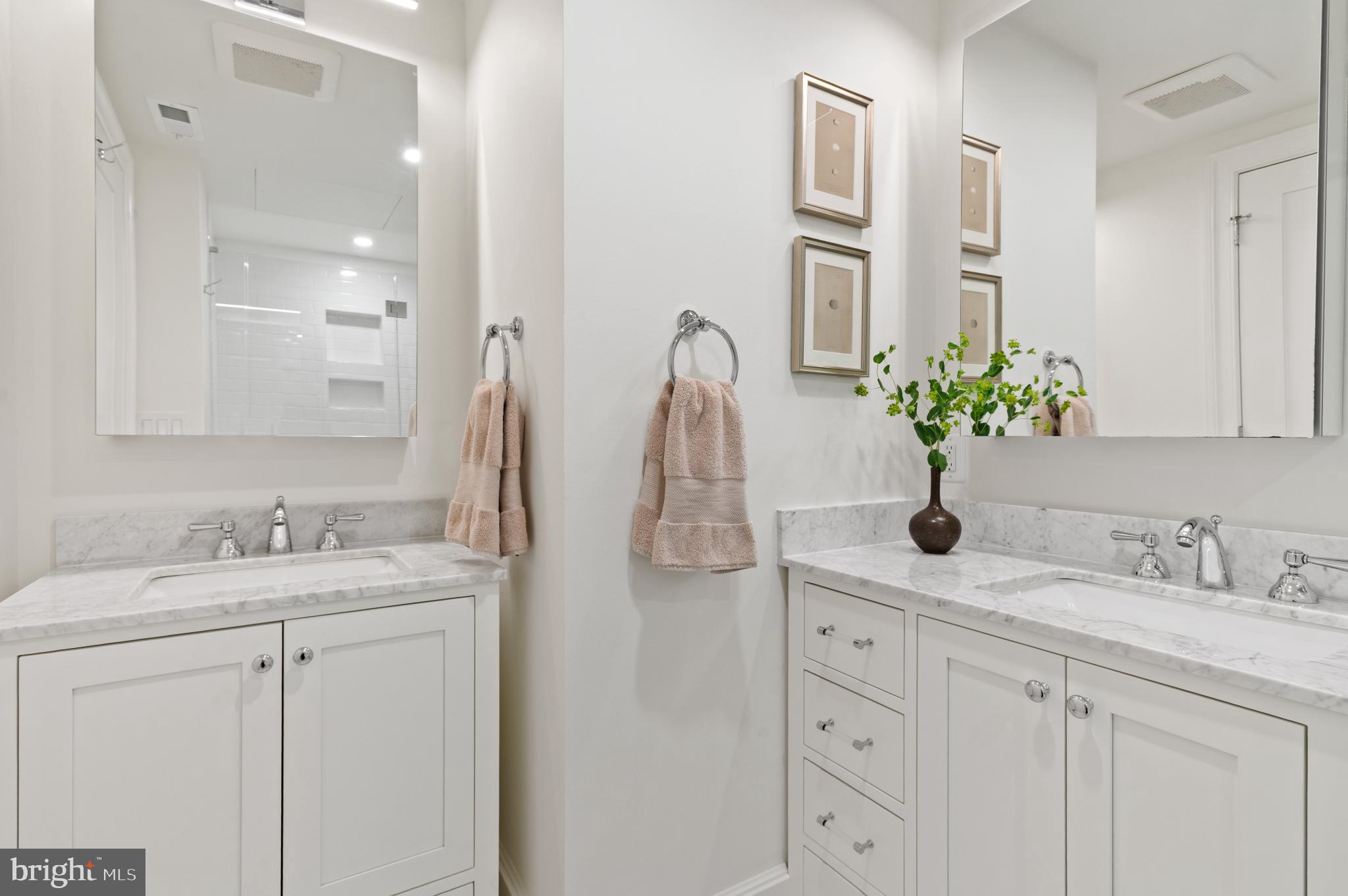 2516 Q STREET NW E201