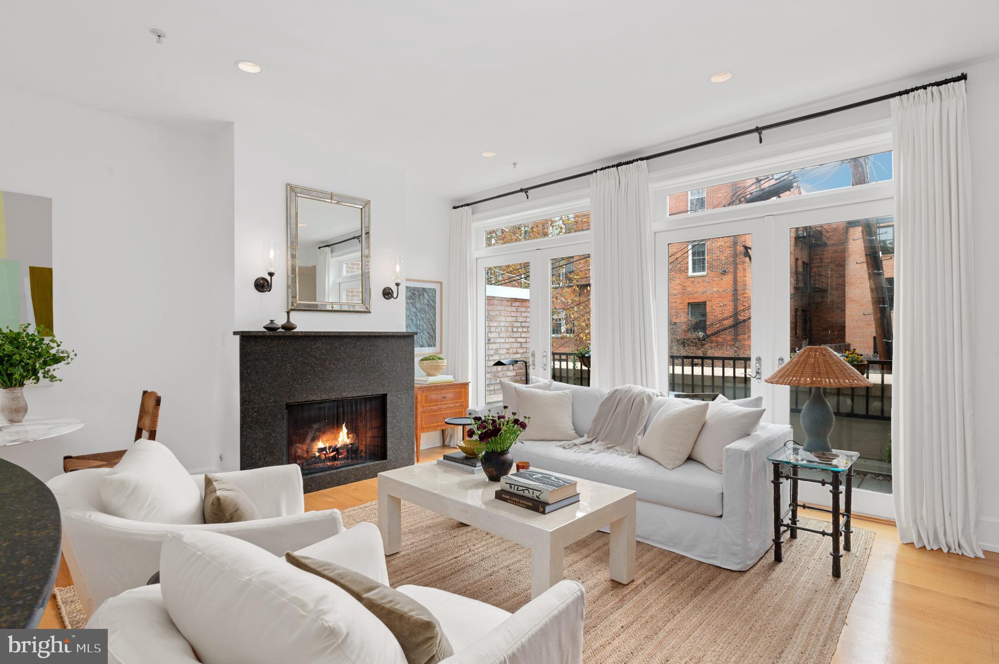 2516 Q STREET NW E201