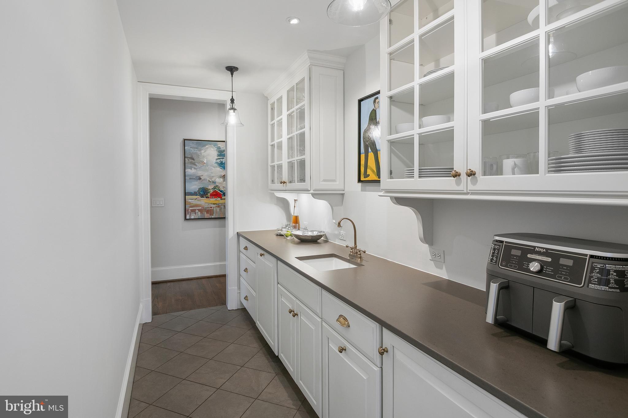 5025 LINNEAN AVENUE NW