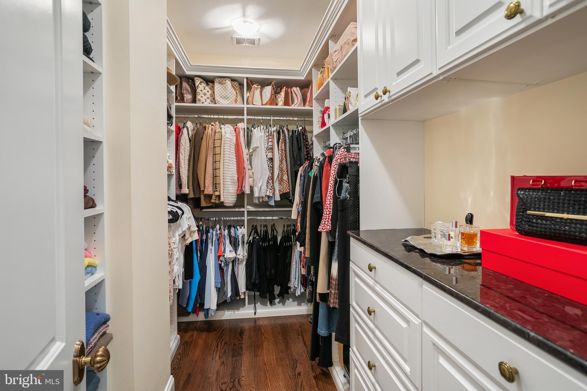 5025 LINNEAN AVENUE NW