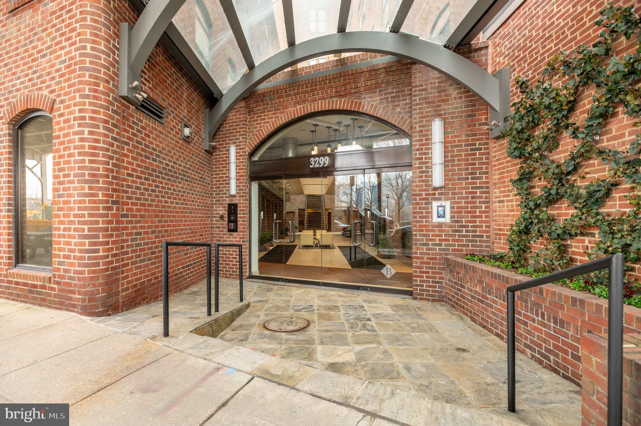 3299 K STREET NW 401