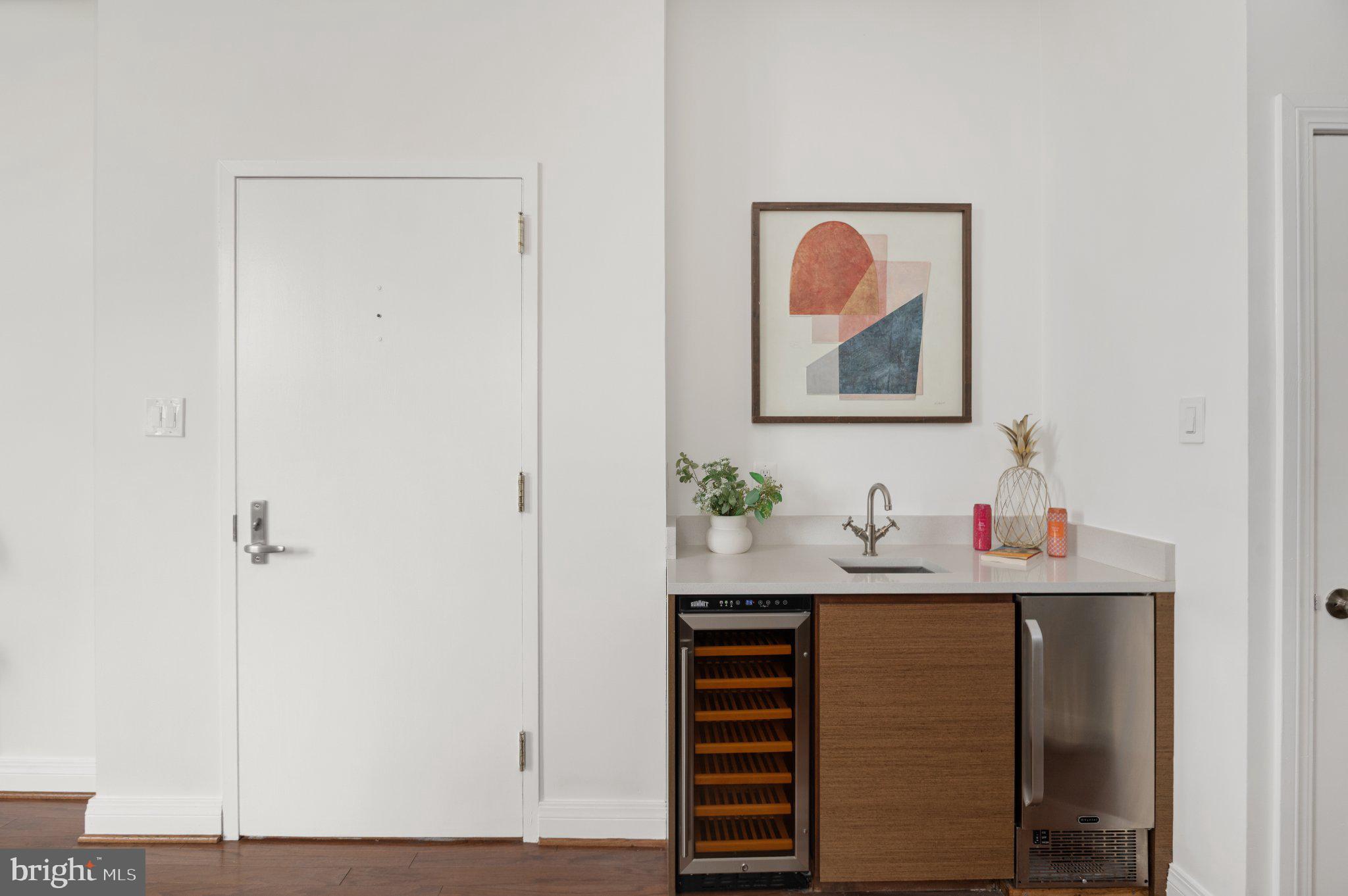 3299 K STREET NW 401