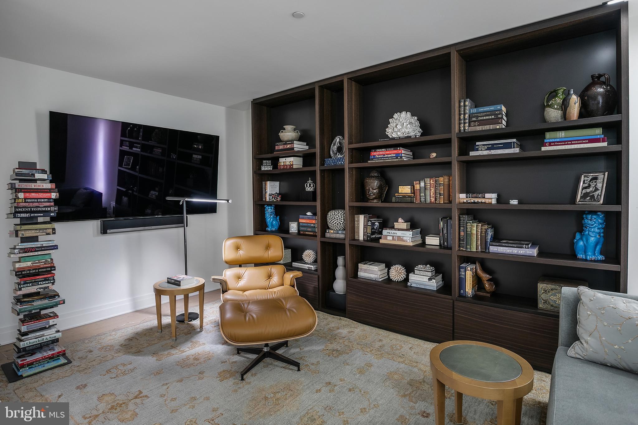 2501 M STREET NW T12