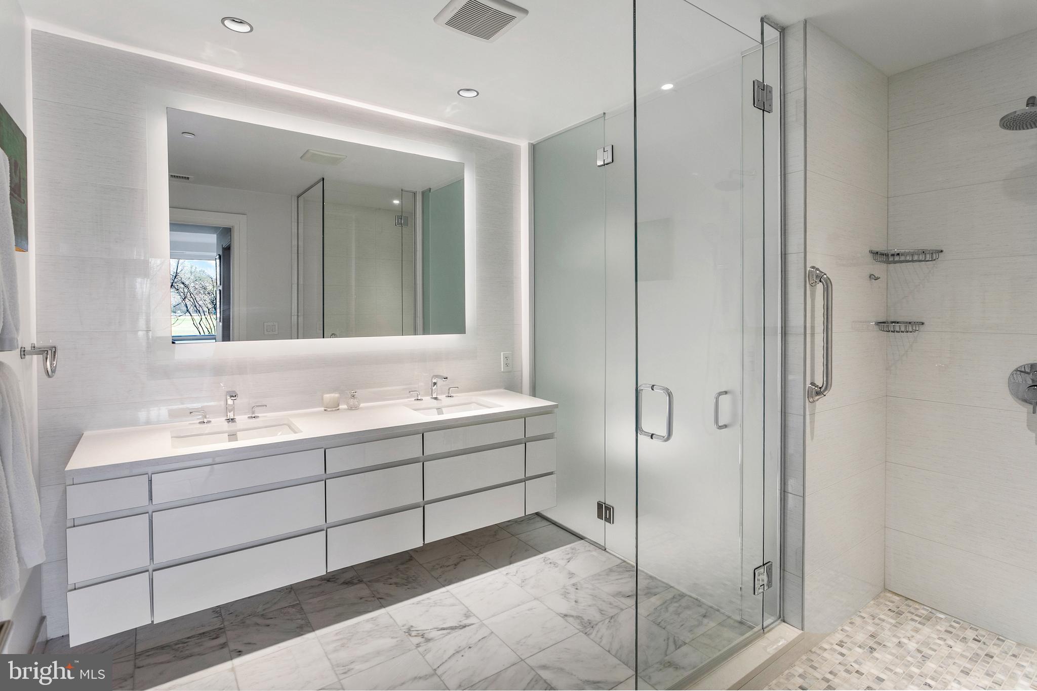 2501 M STREET NW T12