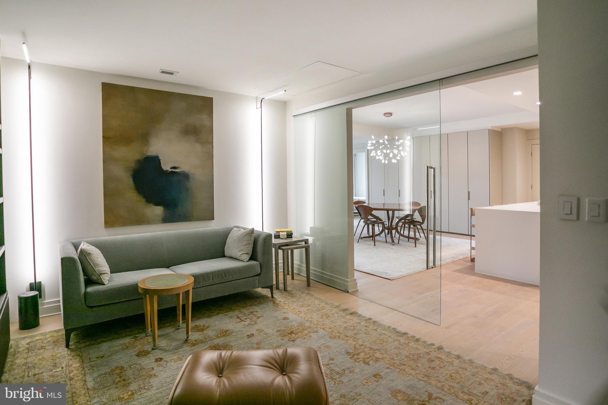 2501 M STREET NW T12