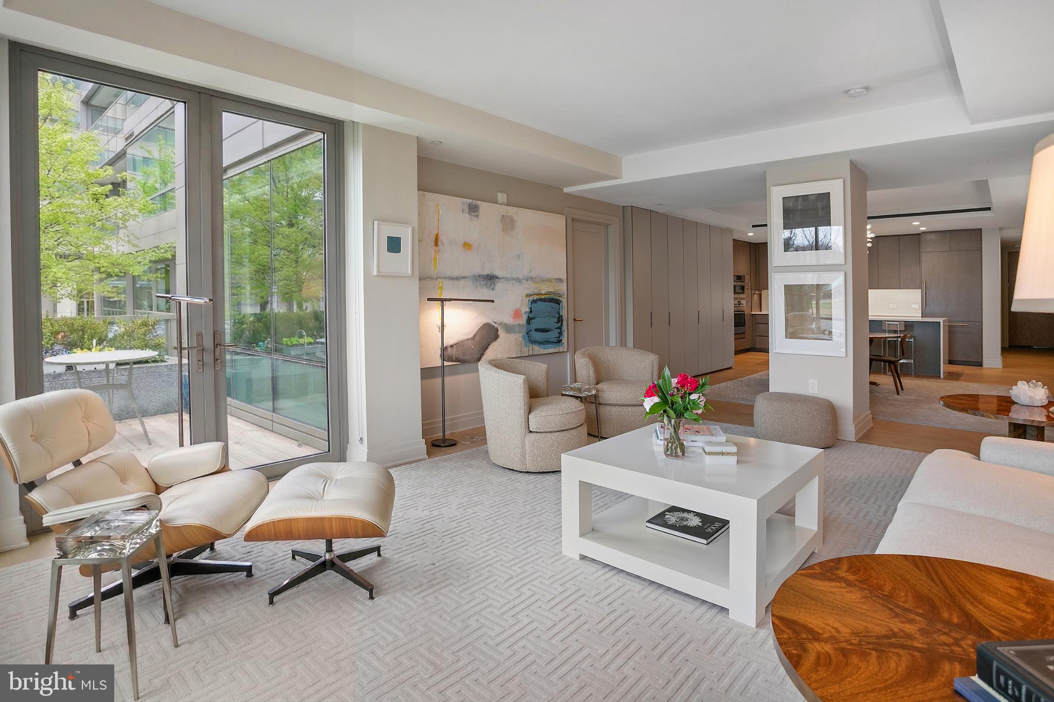 2501 M STREET NW T12