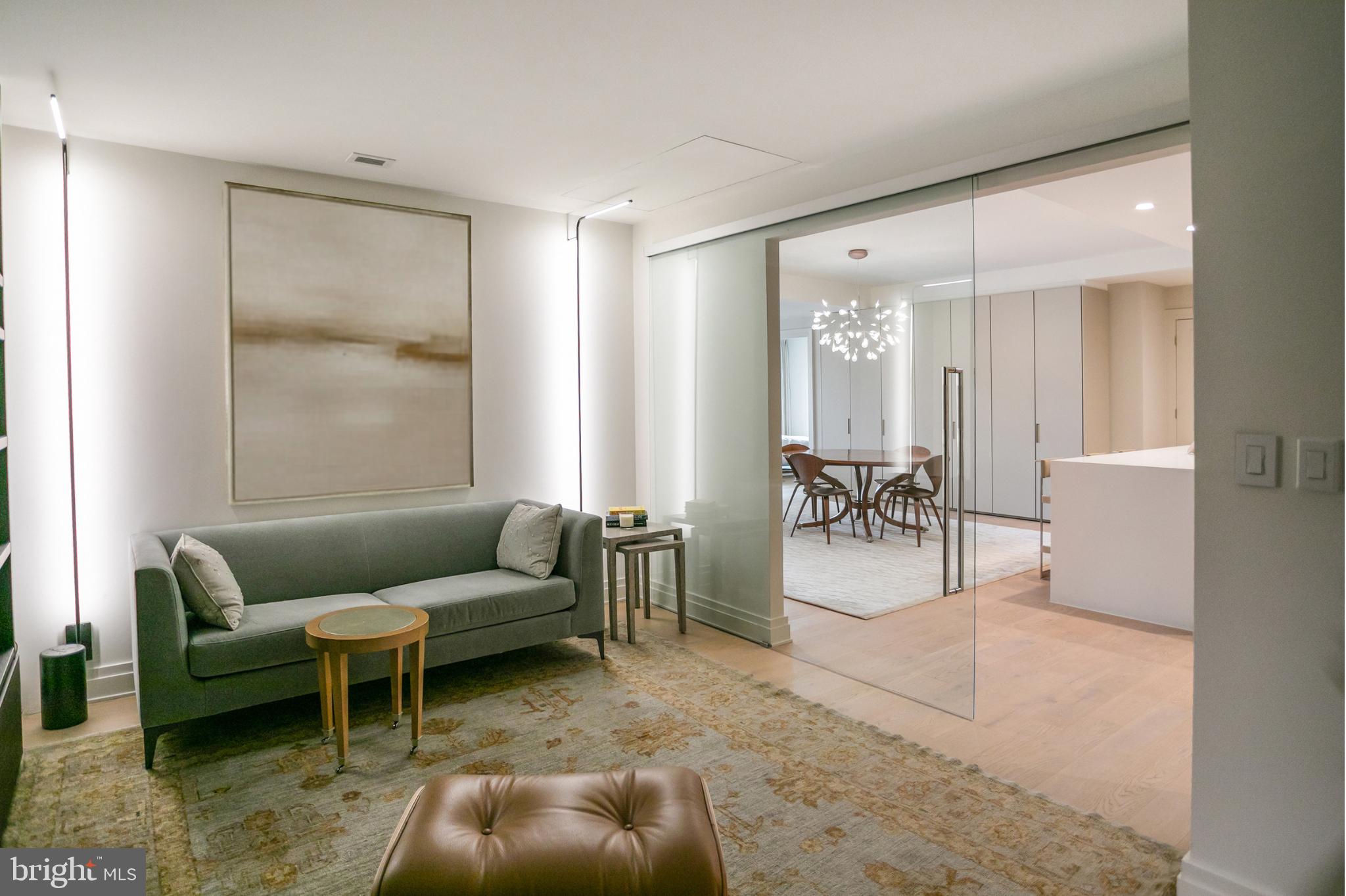 2501 M STREET NW T12