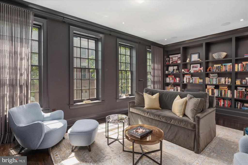 1821 KALORAMA SQUARE NW 11