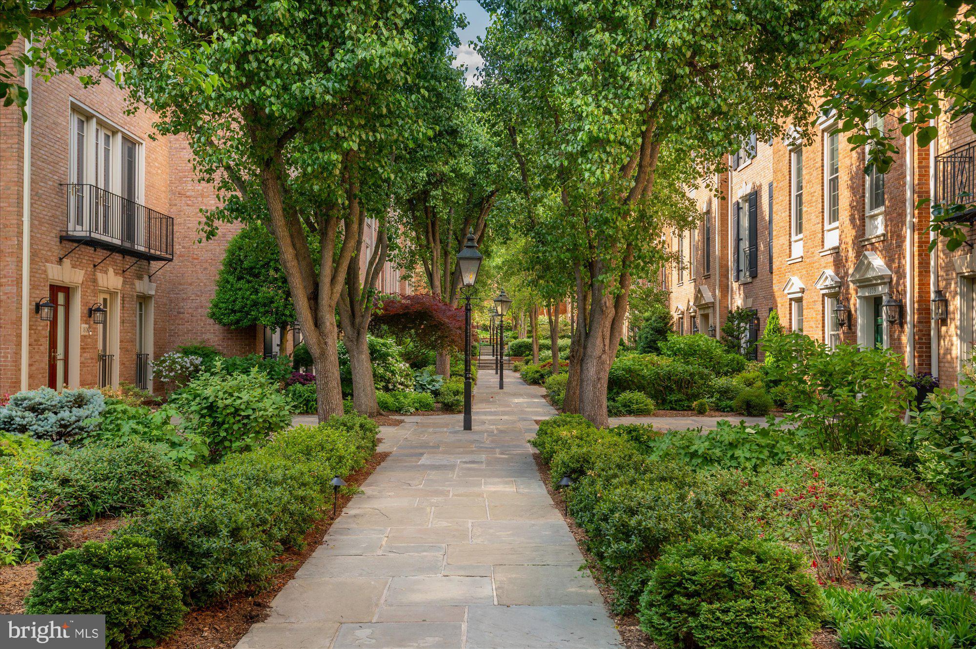 1821 KALORAMA SQUARE NW 11