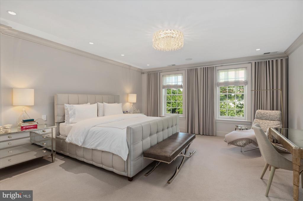 1821 KALORAMA SQUARE NW 11