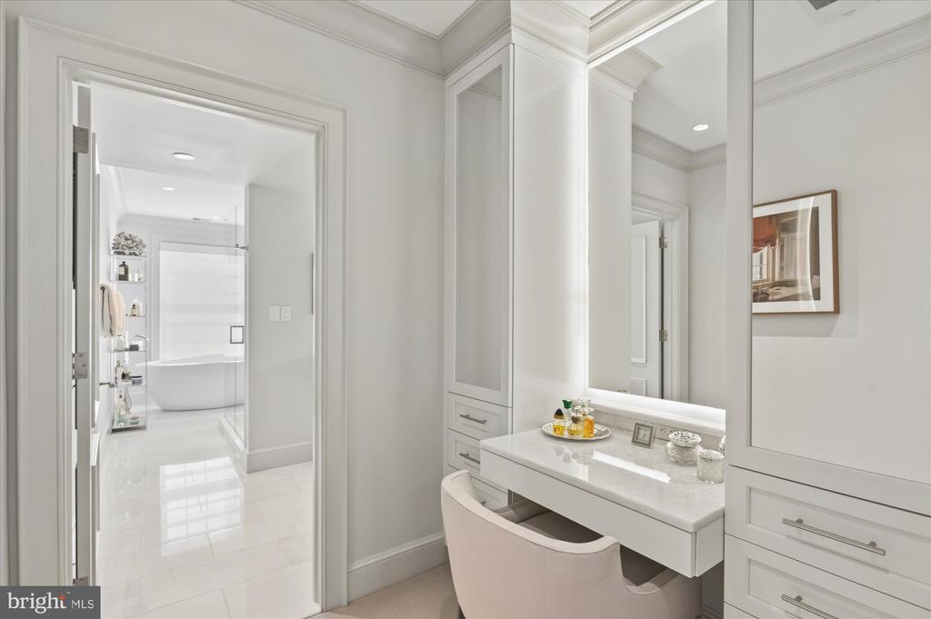 1821 KALORAMA SQUARE NW 11