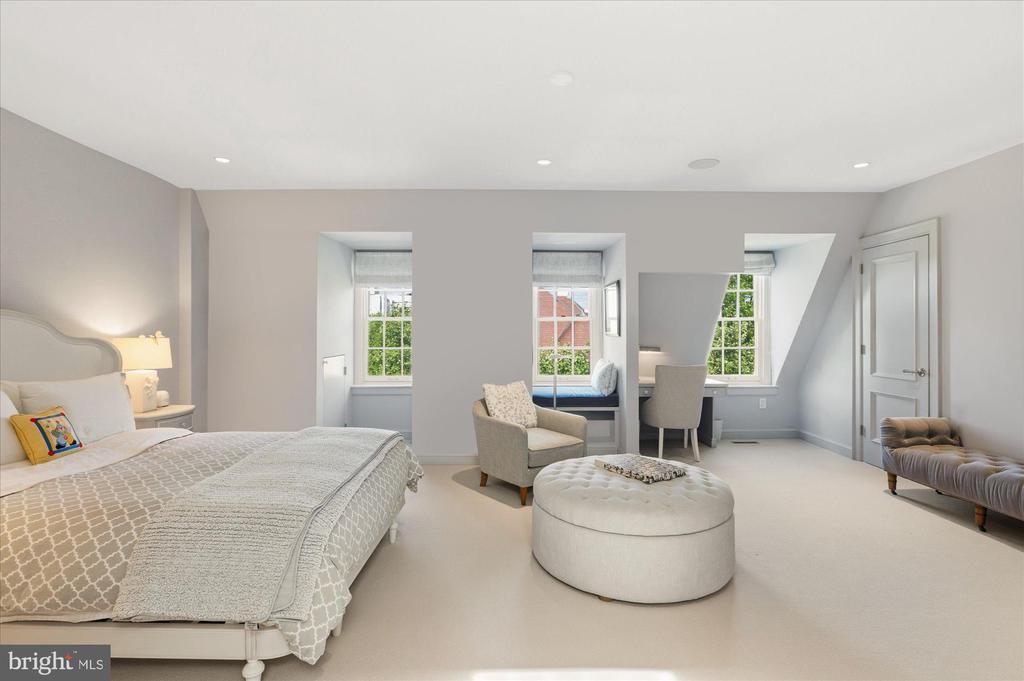 1821 KALORAMA SQUARE NW 11