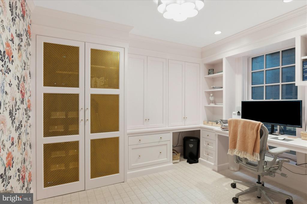 1821 KALORAMA SQUARE NW 11